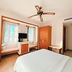 Dilek Hanim Konagi 4*
